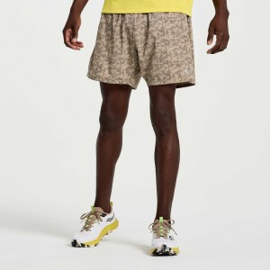 Men's Saucony Outpace 5" Shorts Camo | SOUTHAFRICA-RZP